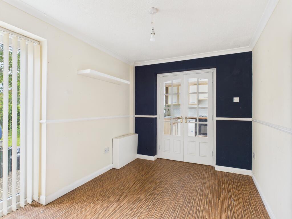 CAM03729G0-PR0059-STILL007