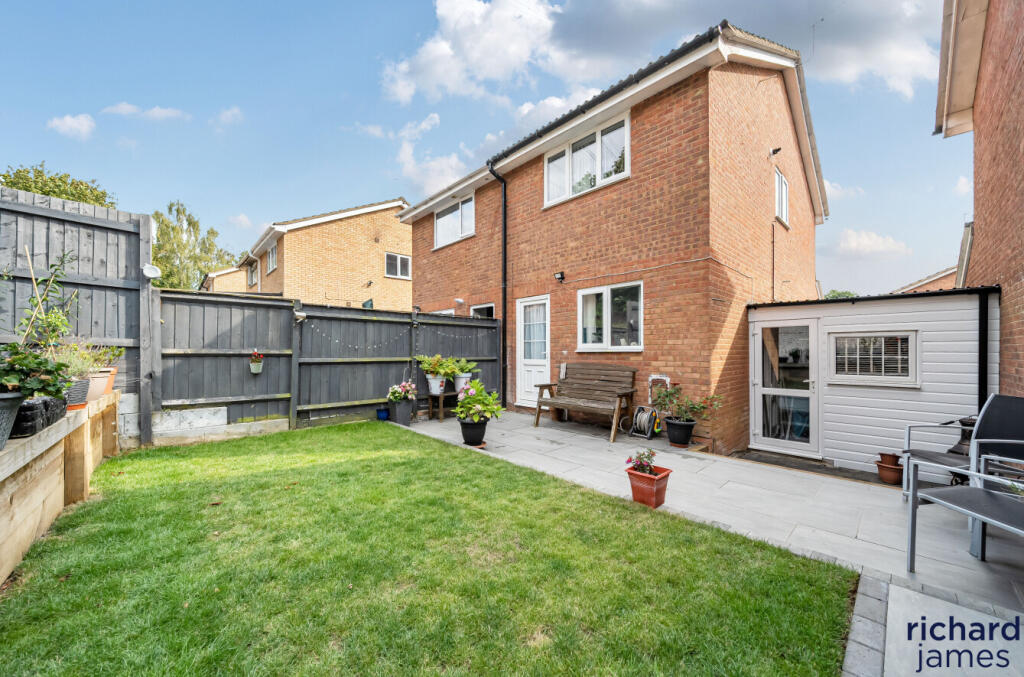 4d9b192614284df1a9171a3100903593