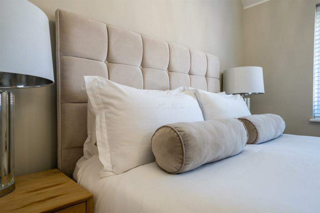 Y Deri Duon, Lisvane, HernCrabtree (18).jpg