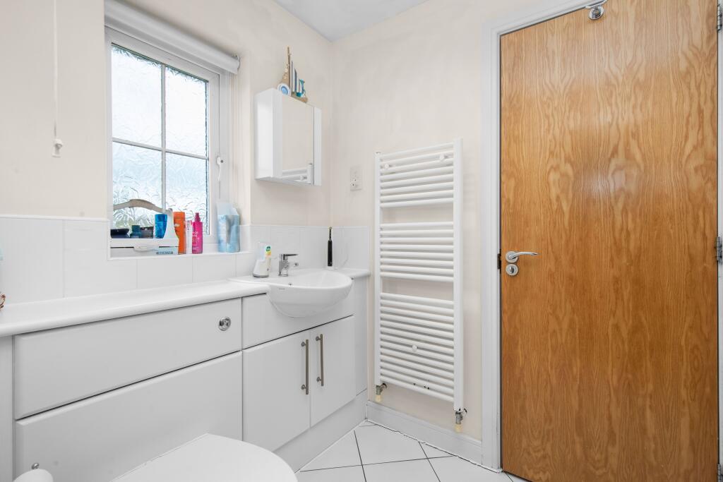 Bedroom 2 &amp; 3 Ensuite