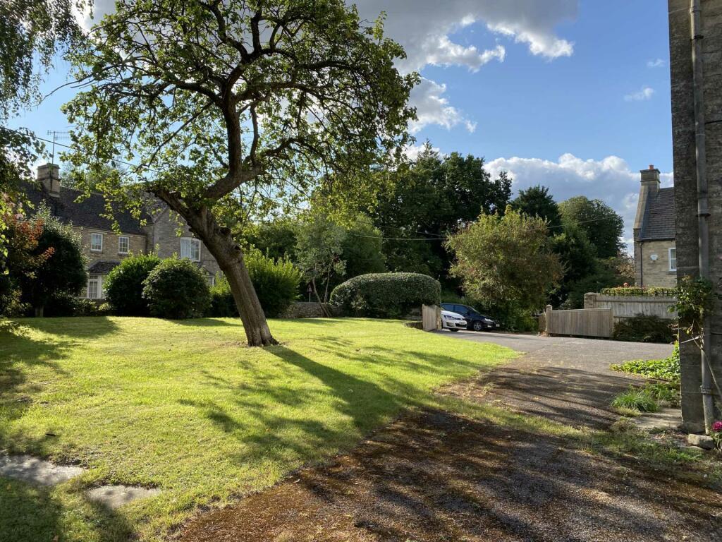 SHIPTON -UNDER-WYCHWOOD