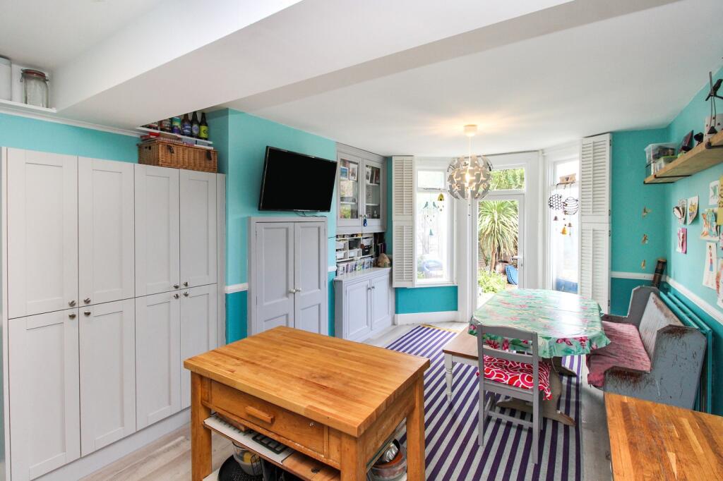 Kitchen/Breakfast Room