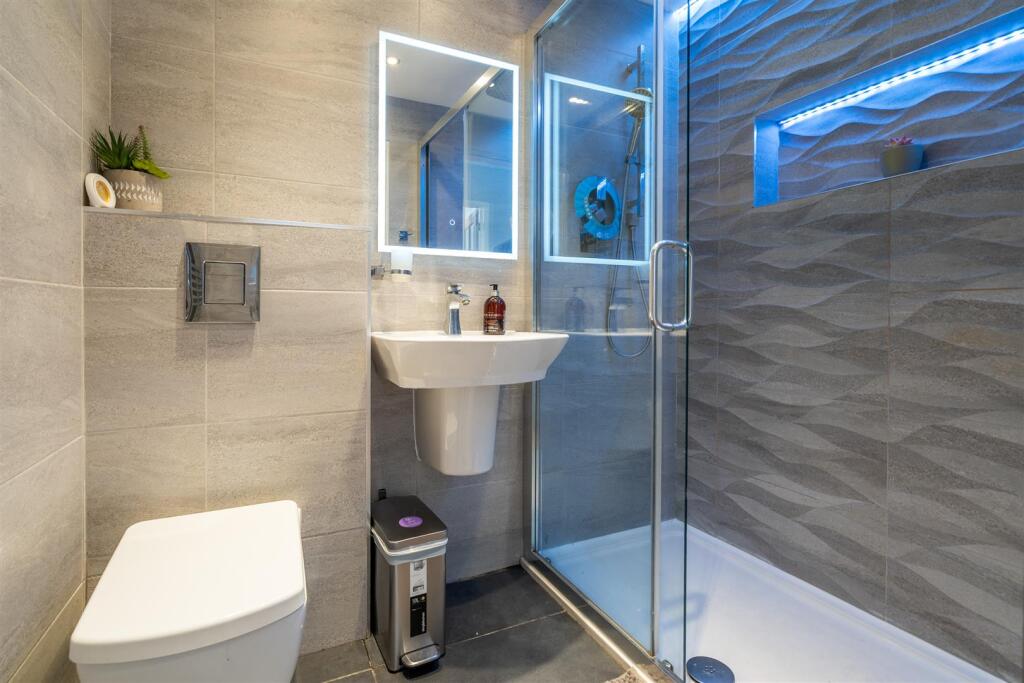 30 Cambridge Avenue_22.jpg