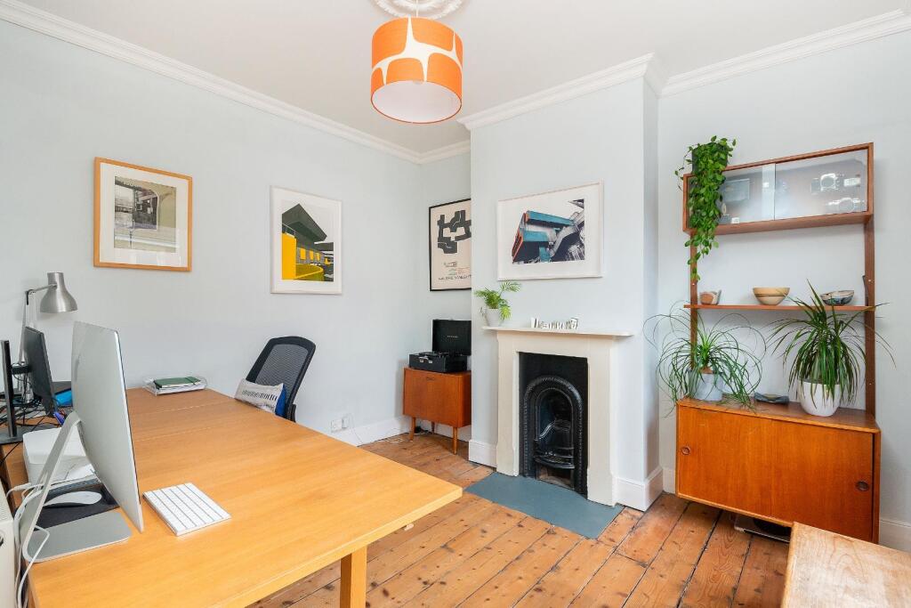 3A5SBR - Bedroom F.jpg