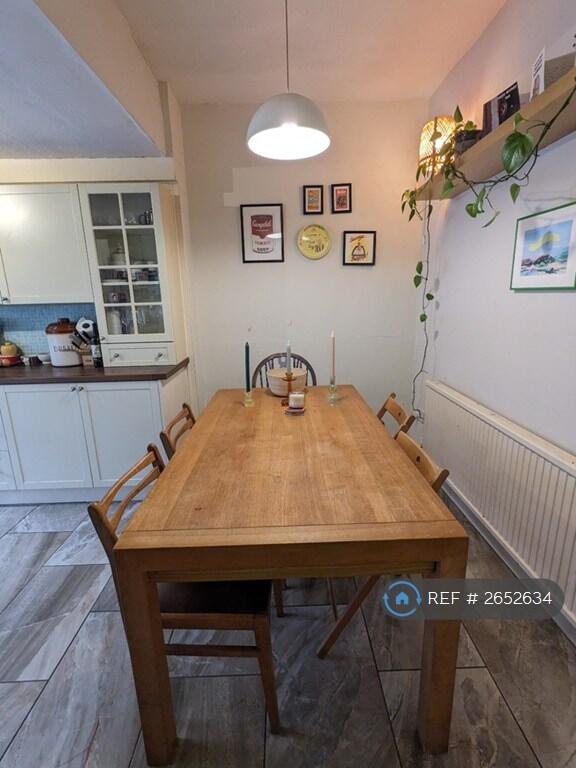 Large Open Plan Kitchen/Dining Room