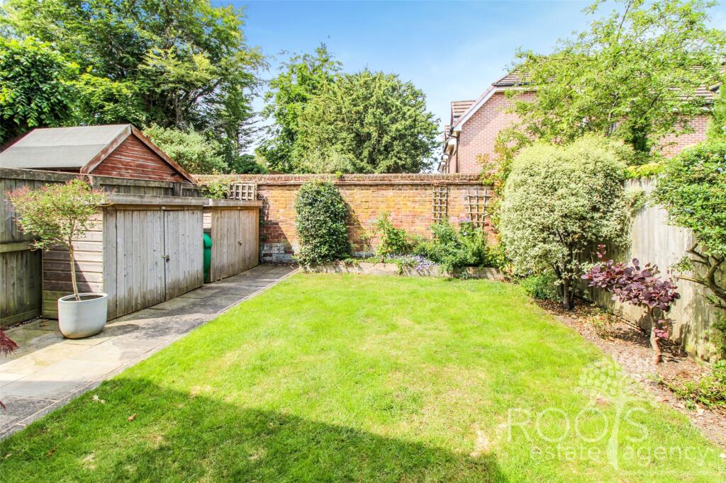 Sunny Rear Garden