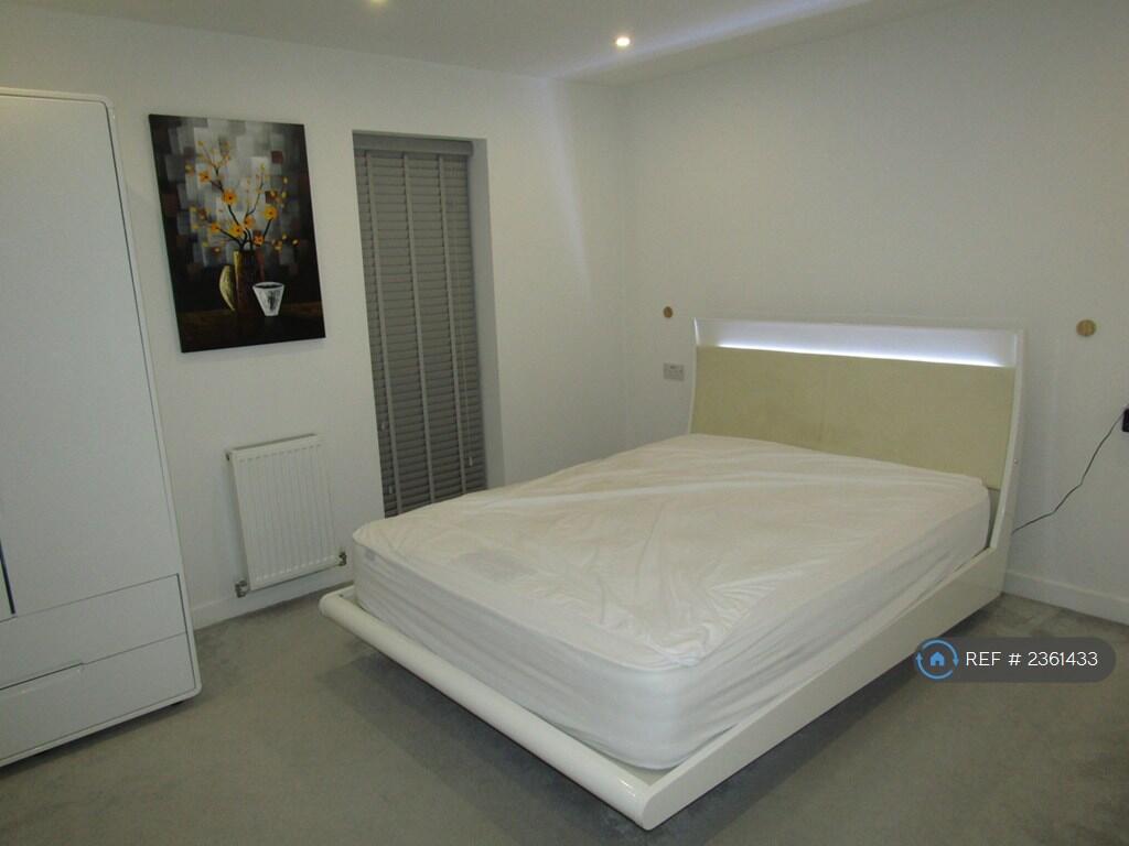 Bedroom-1