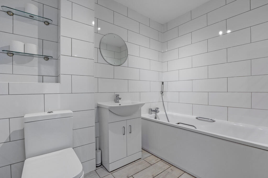 12-f9f2JHMCB - 13...