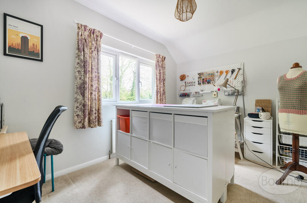 d24dfba1-94a1-4b3...