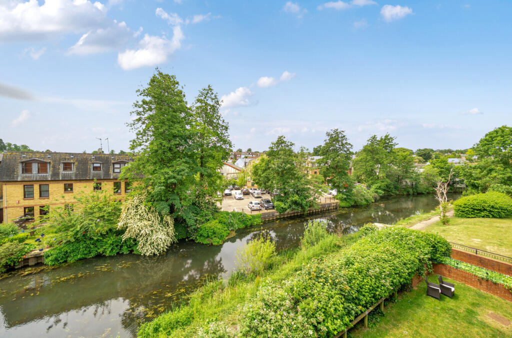 1300981-5-6840379...