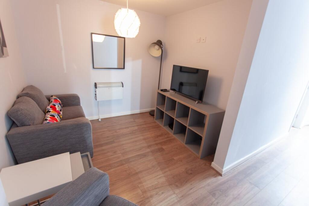 Holt Road, L7 2PR, 