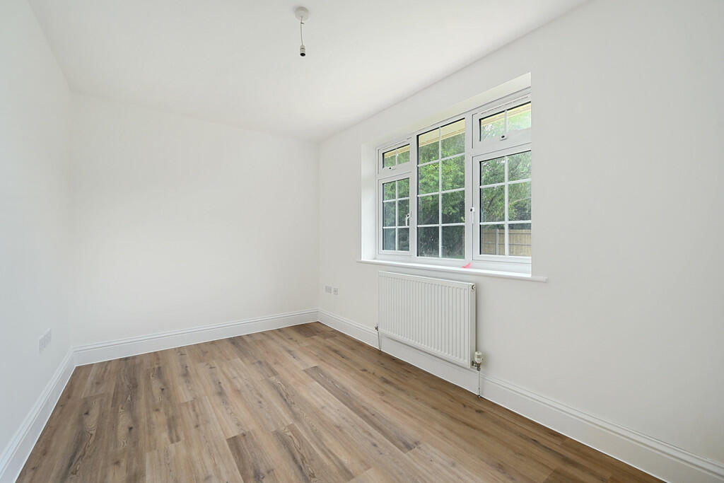Elm Lodge - Apple...