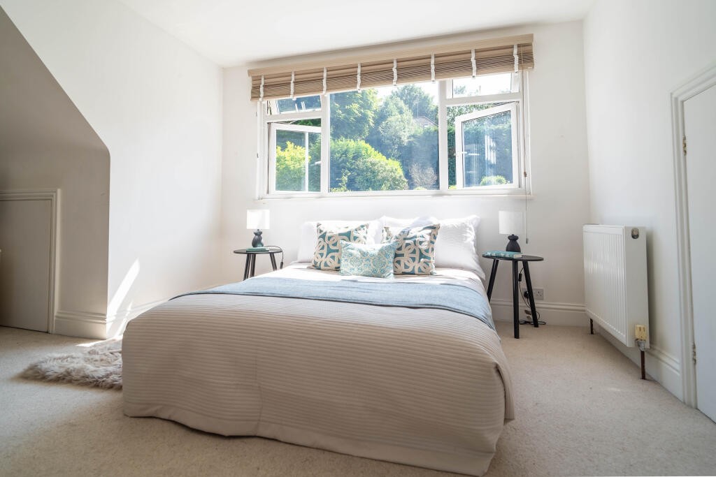 80 Oakhill Road  (25 of 38)