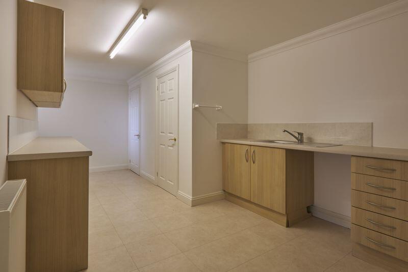 Bedroom 4/Utility Room