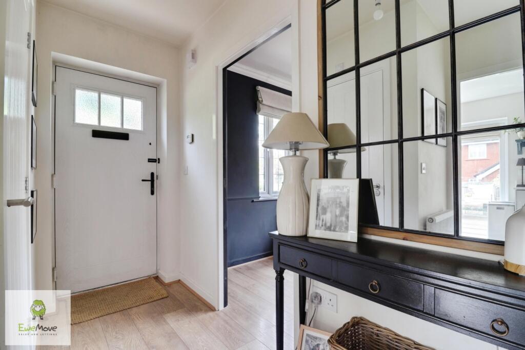 Hallway - EweMove Cannock