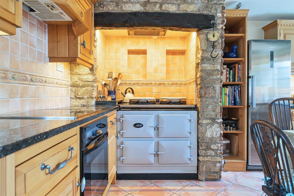 Bricklayers Cottage, 11 Careys Road, Pury End (14)