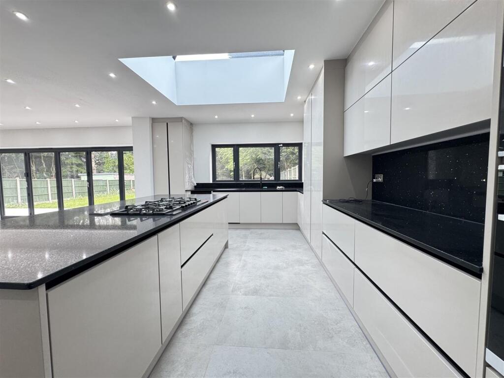 IMG_8848 (Large).JPG