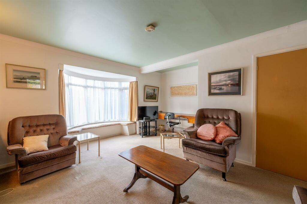 21 Hollow Lane 24 17.jpg