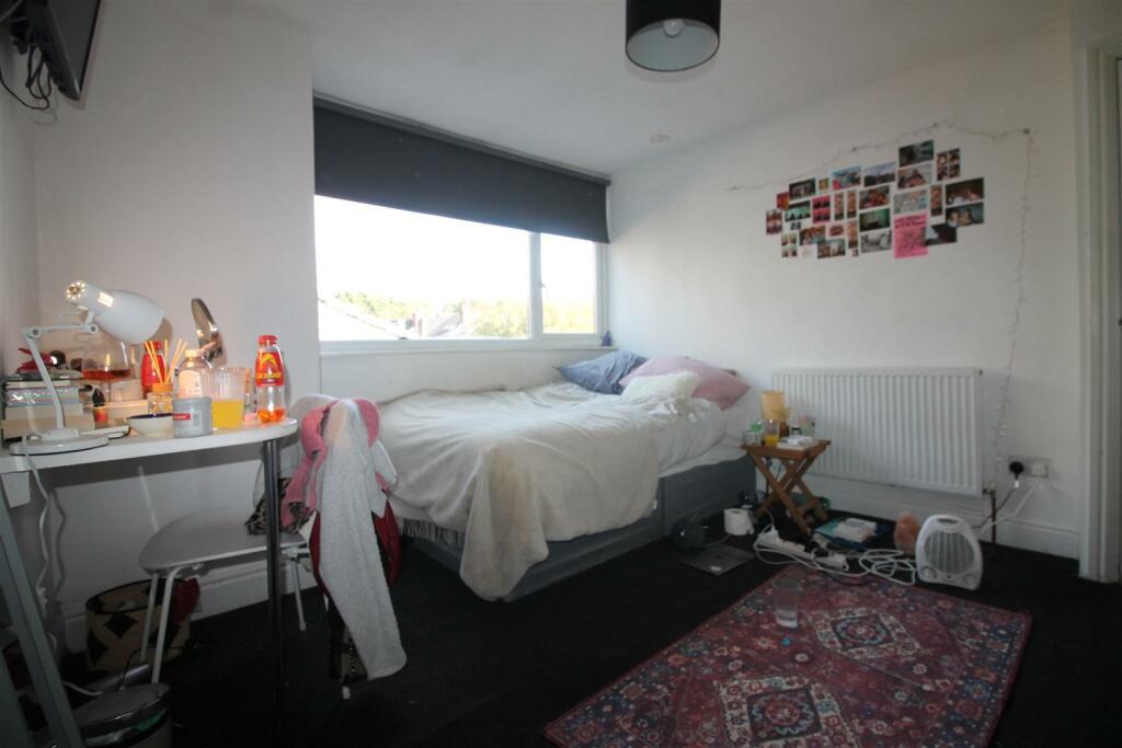 79BCR- Bedroom 4.JPG