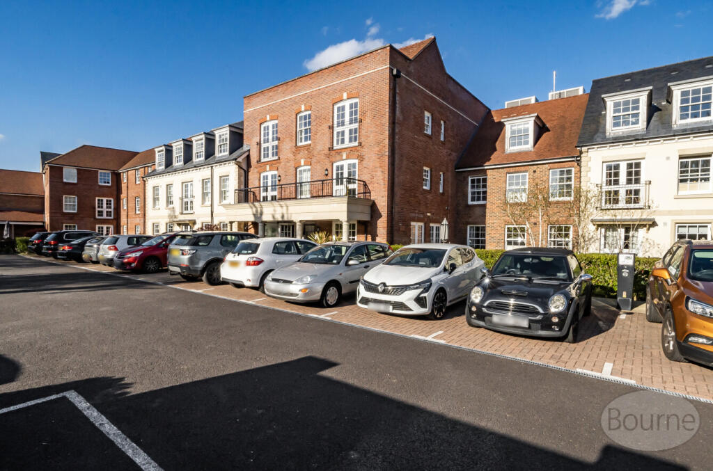 c99e379b-775b-4bf...