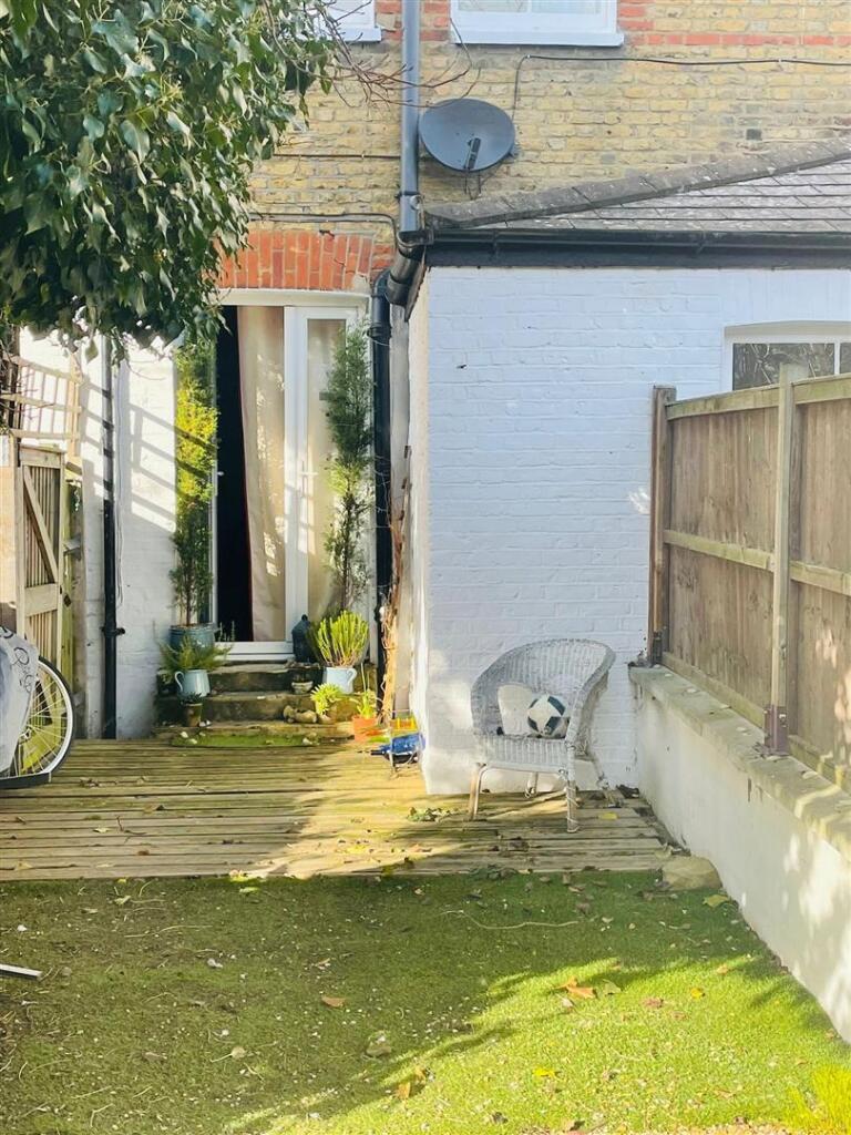 Eden Harper Elmbourne Road