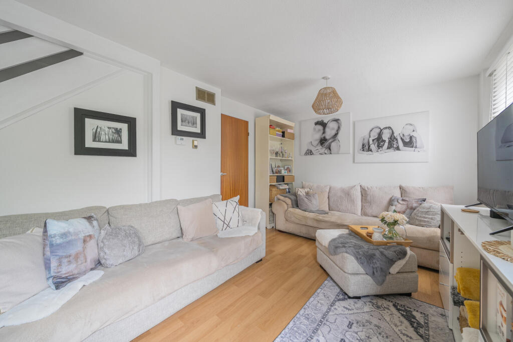 1298286-8-68358f1...