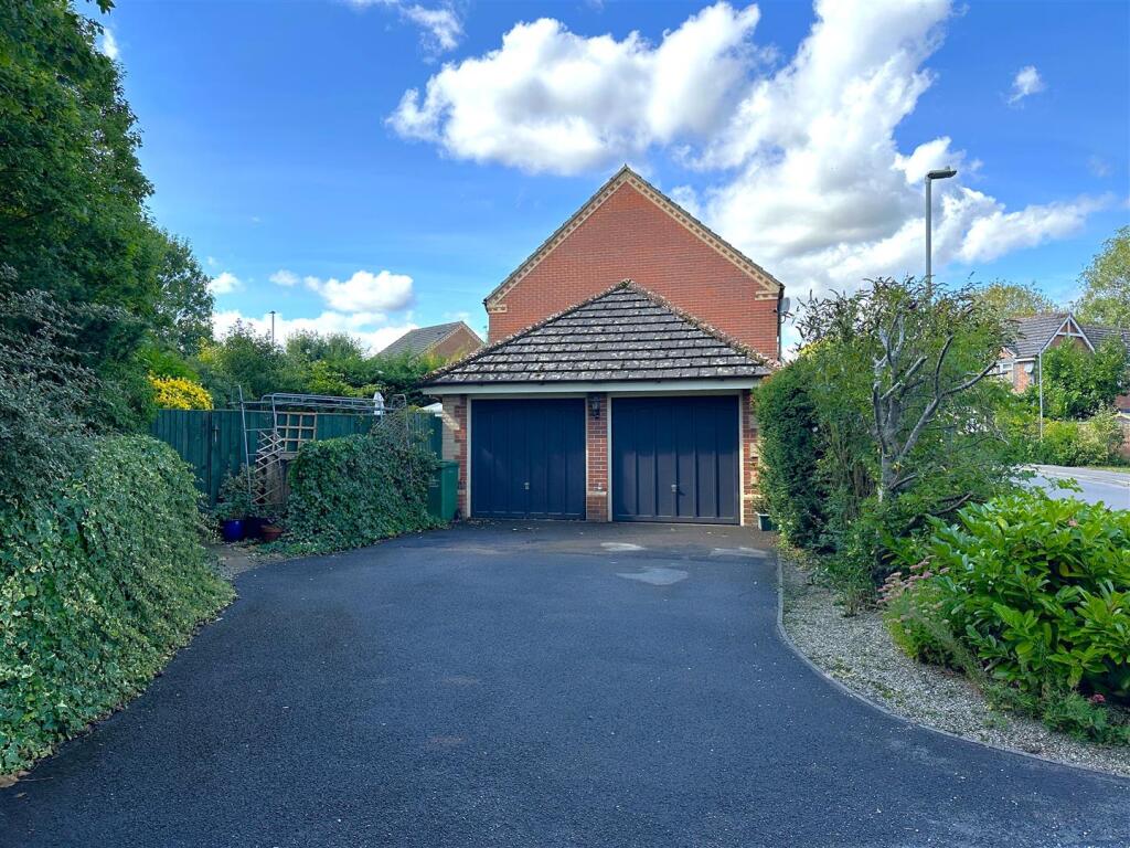 Double Garage
