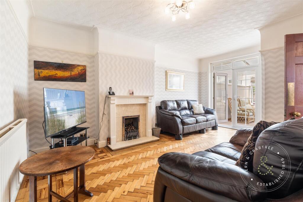 Caedelyn Road, HernCrabtree (25).jpg