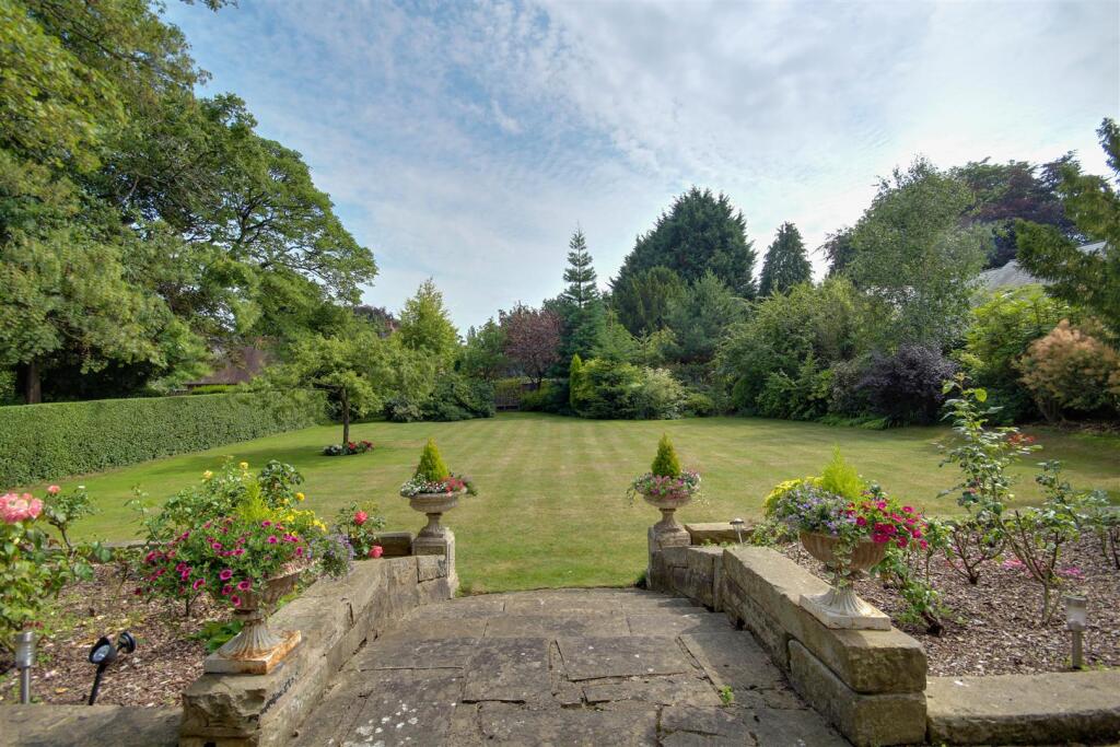 Garden to the South