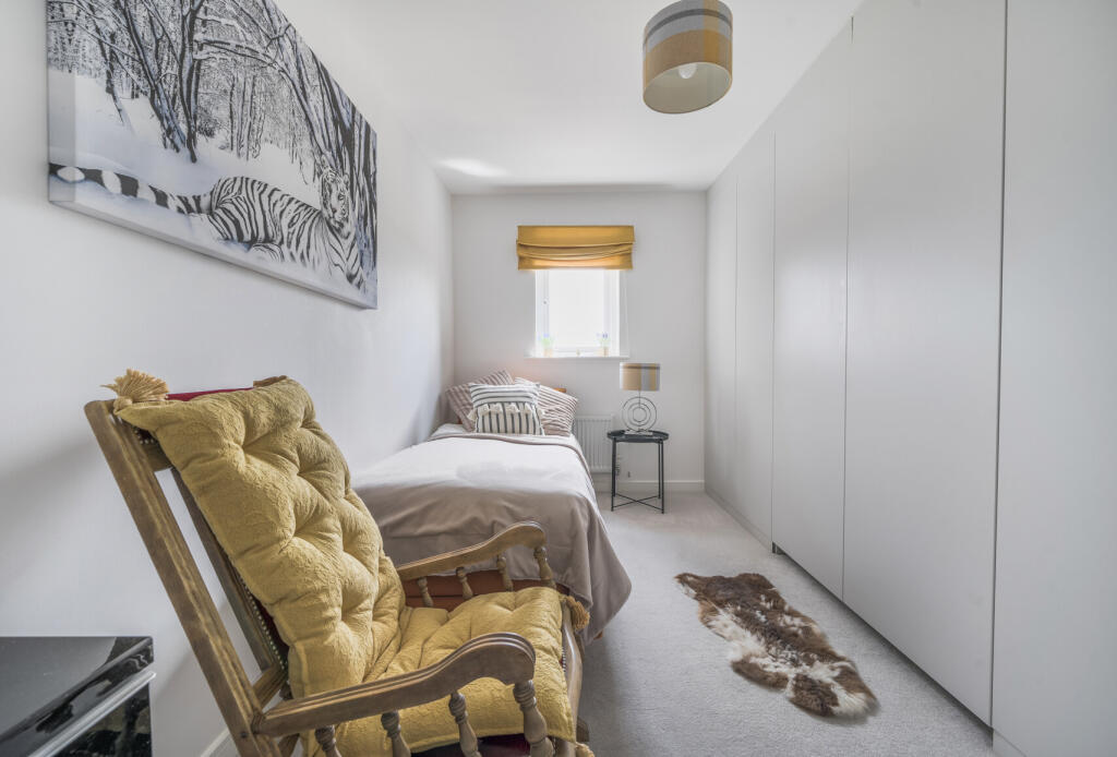 1328361-16-687f8e...