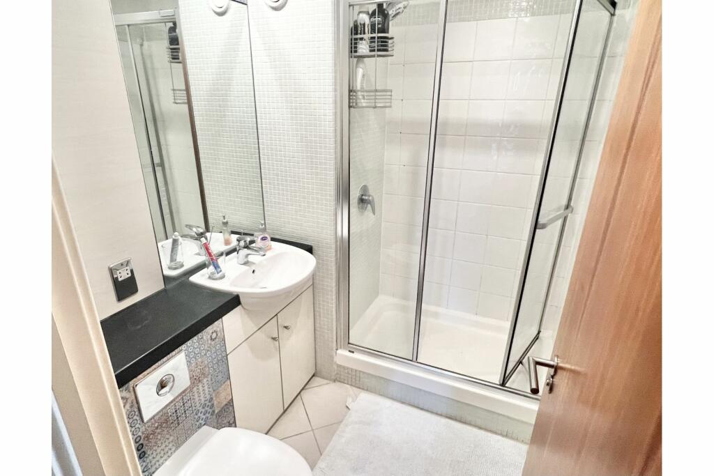 Master En-suite