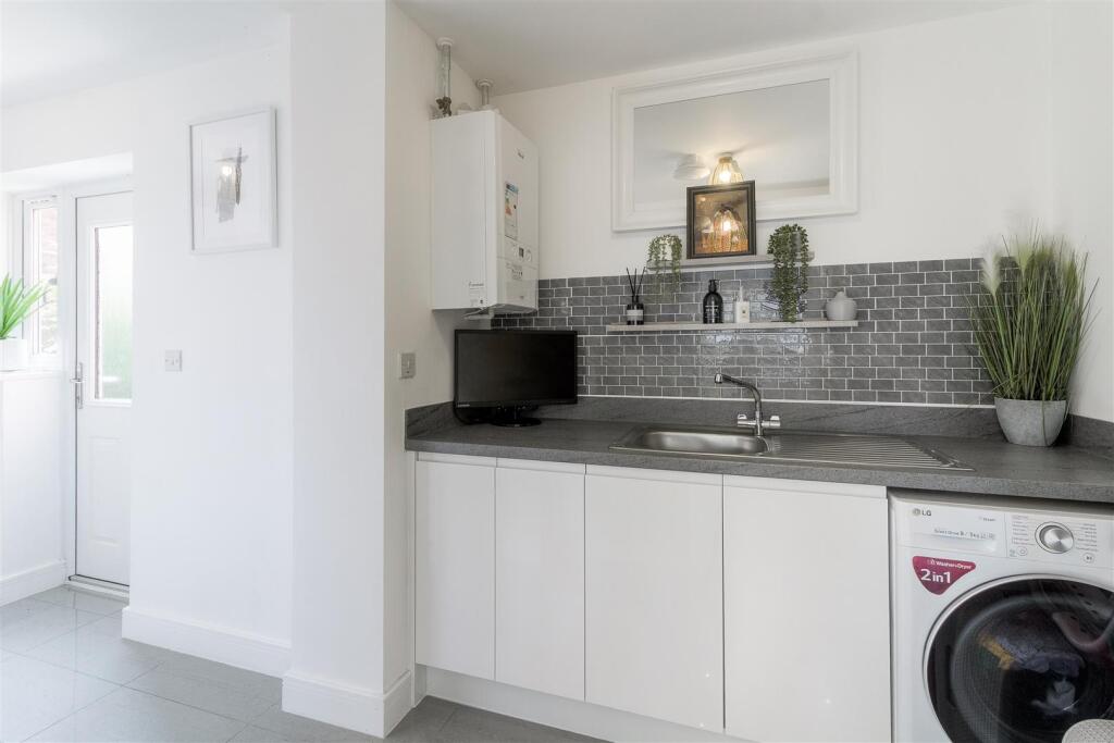 1 Farthington Drive, Nuneaton