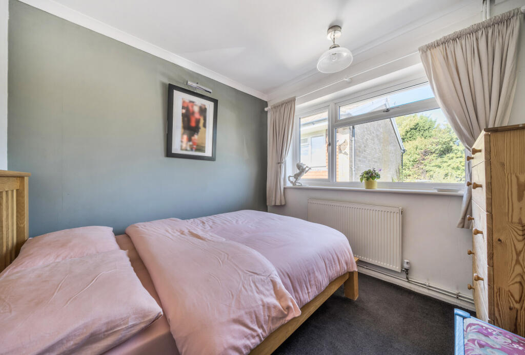 1358399-12-68dbd4...