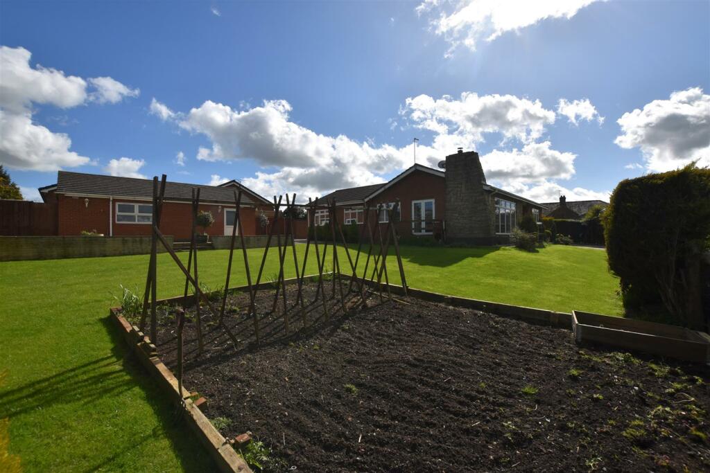Gardens.jpg