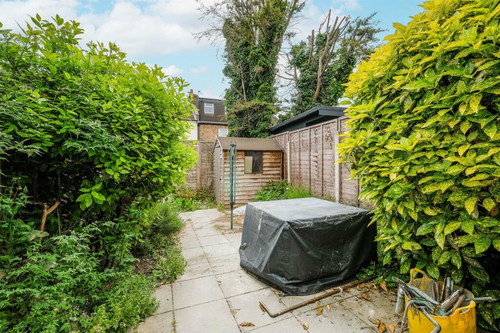 8 goldsmith road-1_resized.jpg