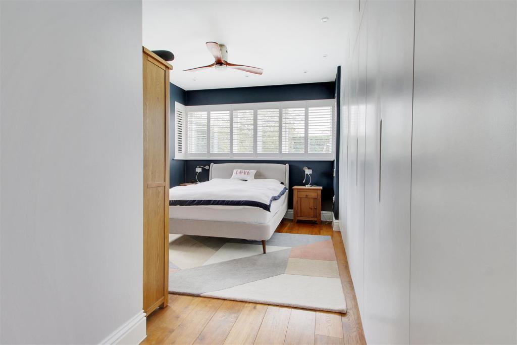 Principal Bedroom Long Aspect.jpg