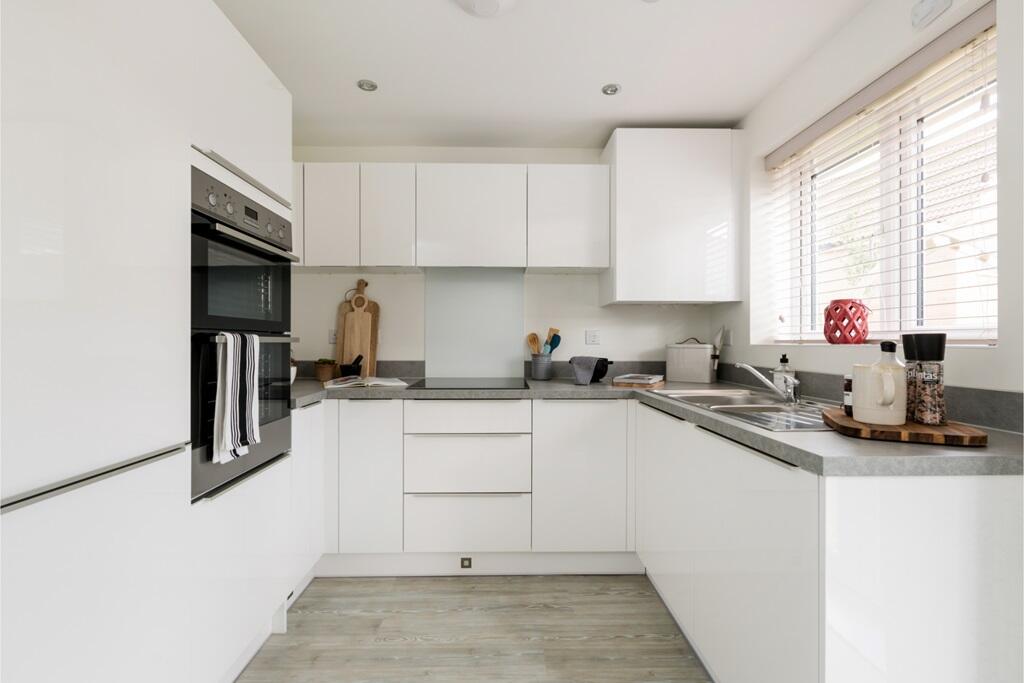 Personalise your kitchen with a choice of ranges