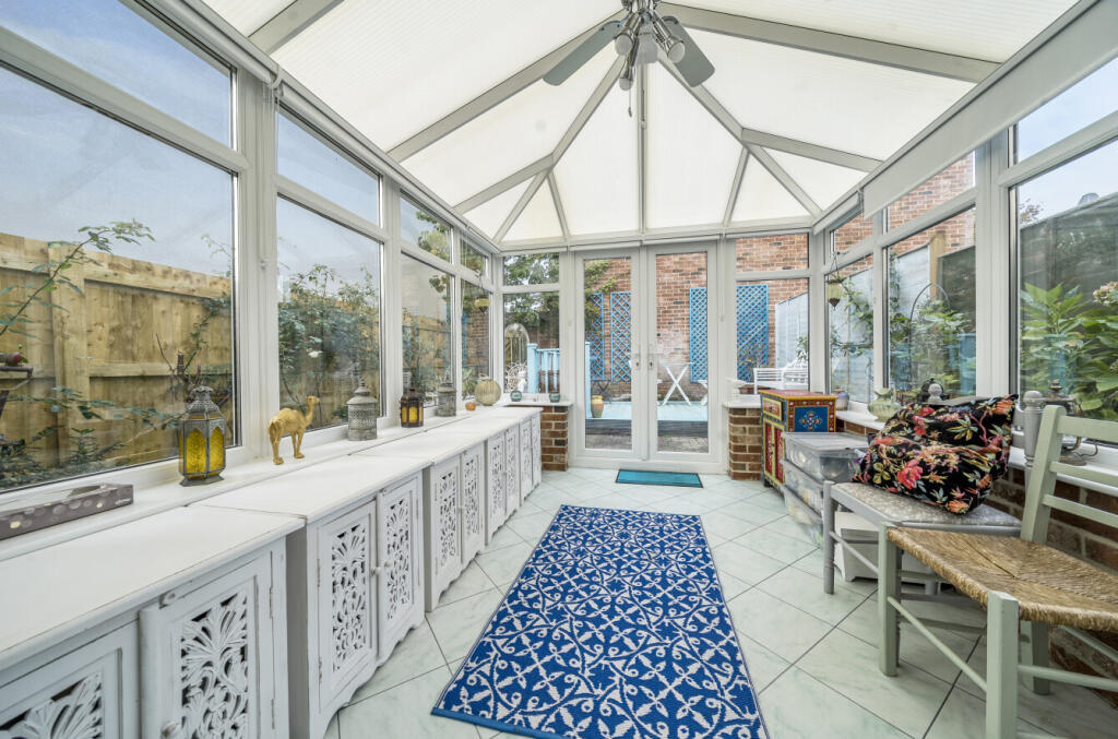 1361132-10-68de40...