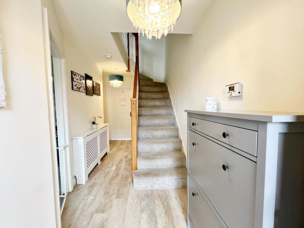 Hallway.jpg