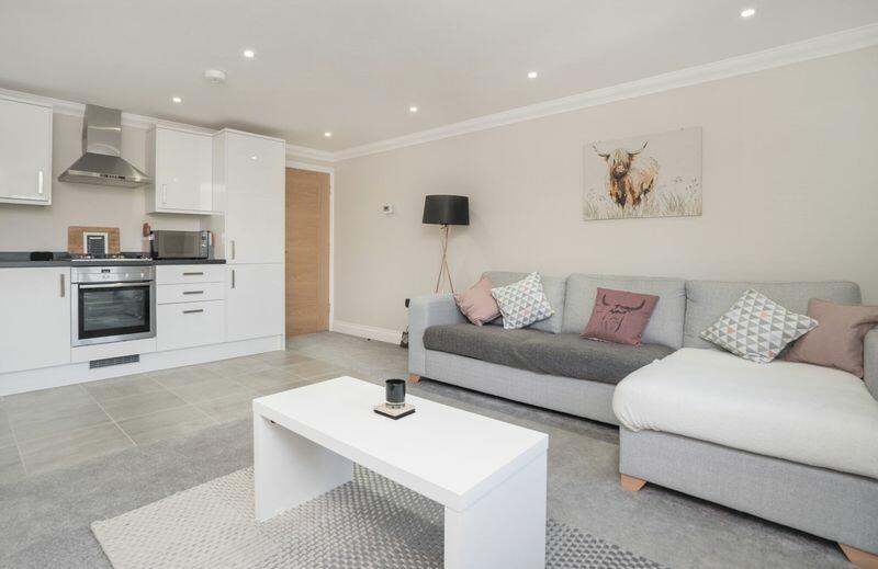 Lounge/Kitchen