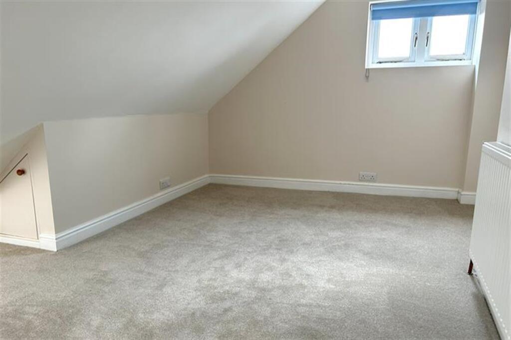 Bedroom 3 (Main)