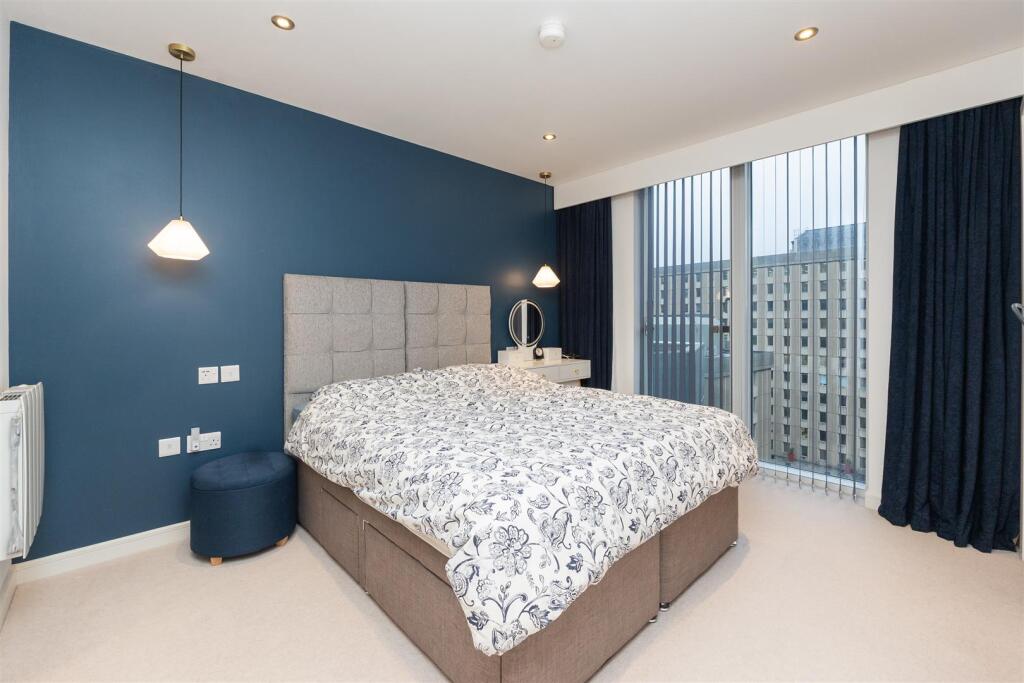 Apart-902-N1-Bristol-BS1-2NJ-1.jpg
