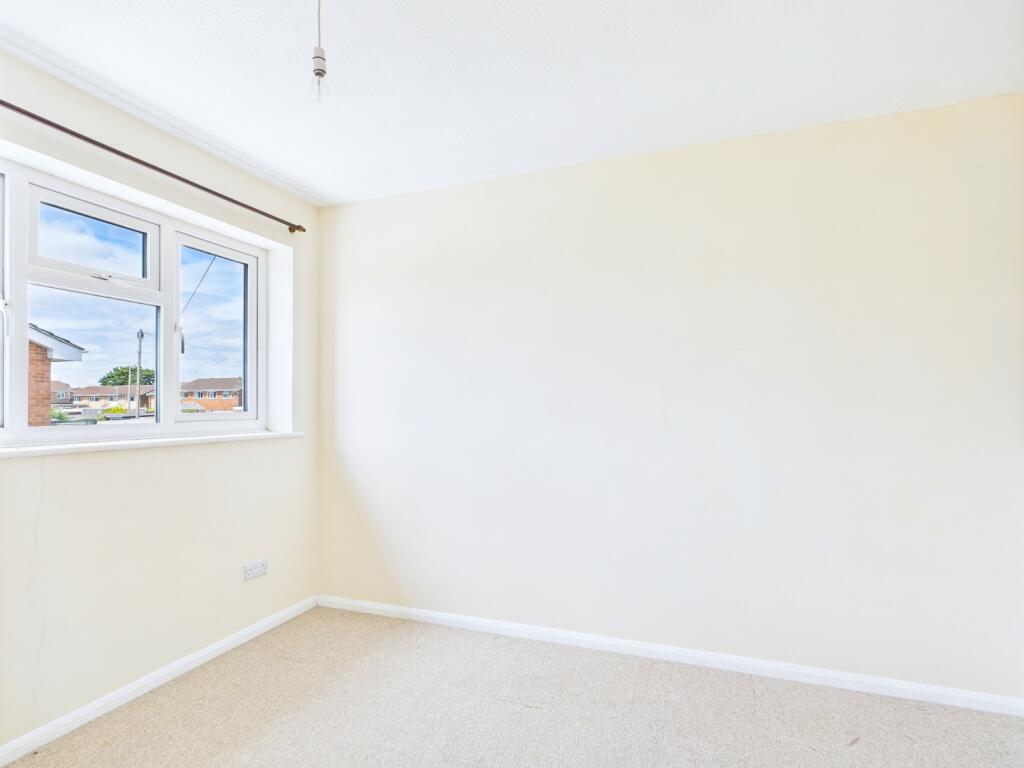 CAM01338G0-PR0122-STILL010