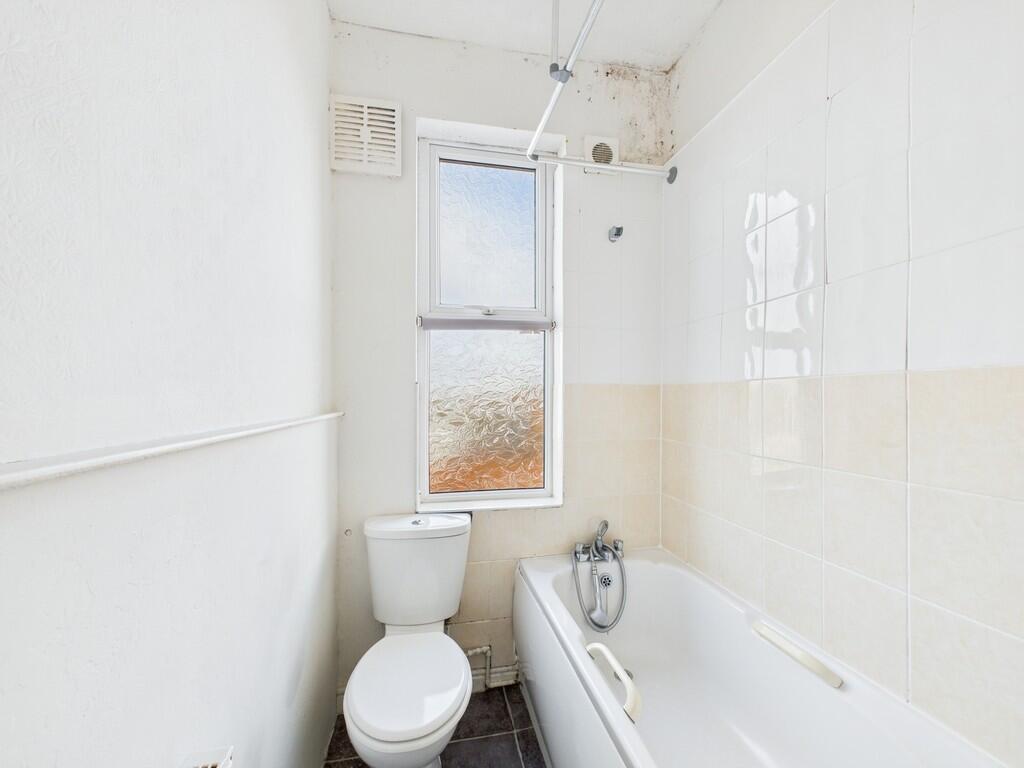 CAM01835G0-PR0165...