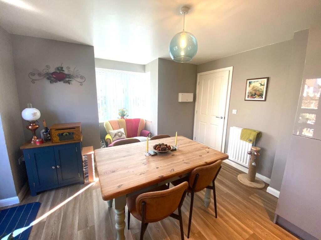 Kitchen:Diner Two.JPG