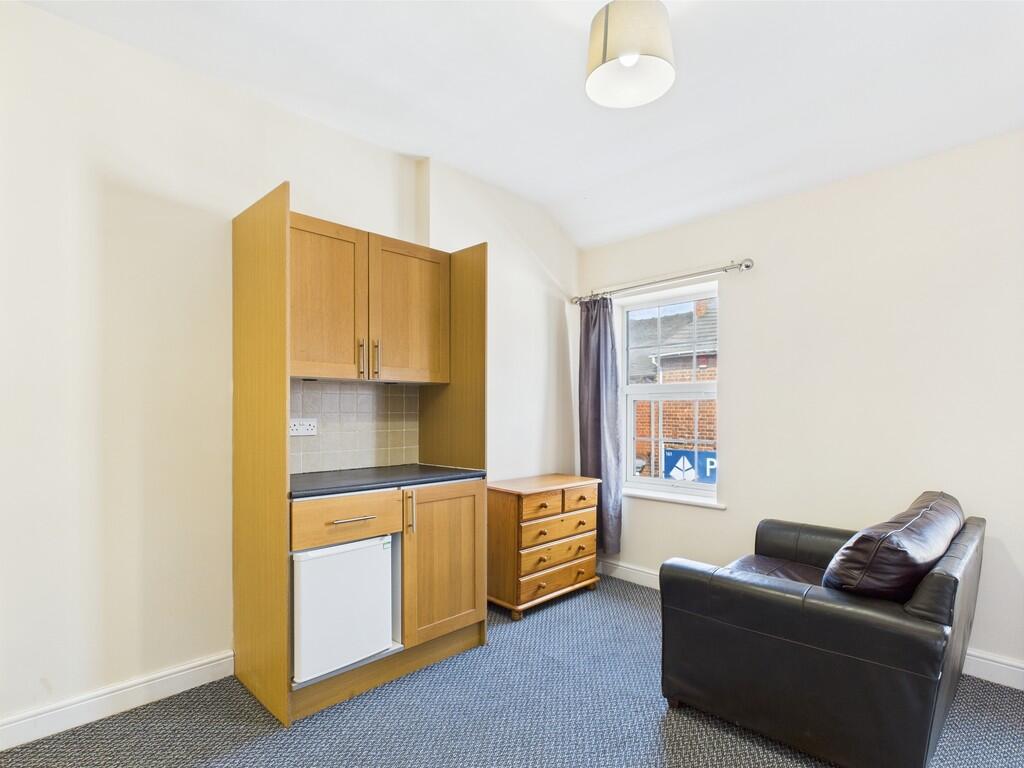 CAM03582G0-PR0096...