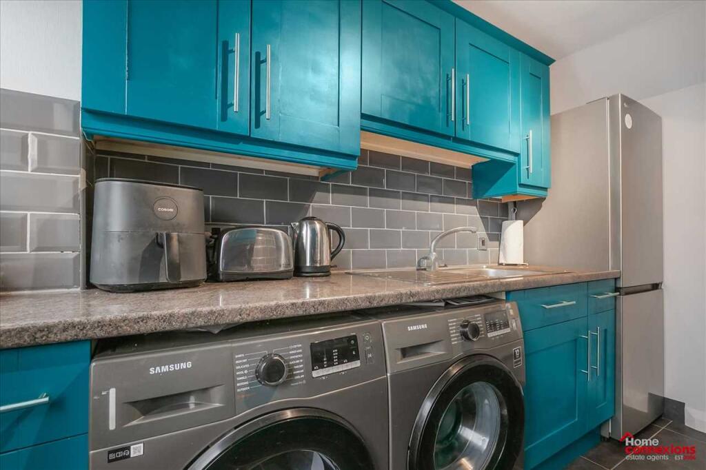 Kitchen (2)