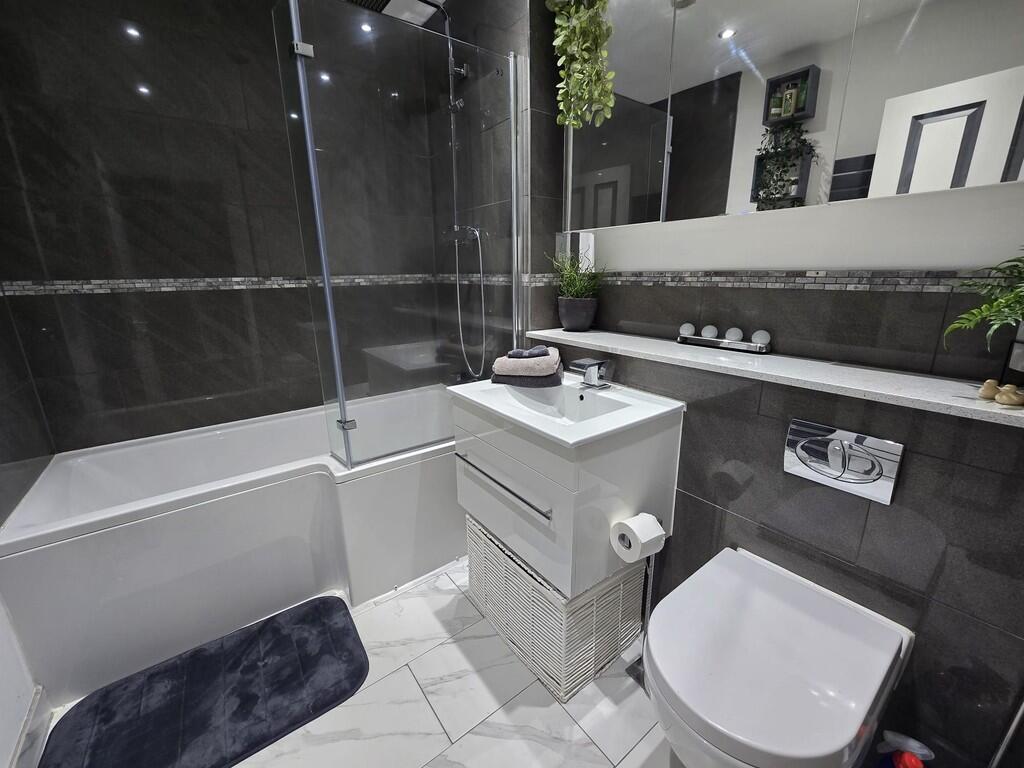 Bathroom (5)