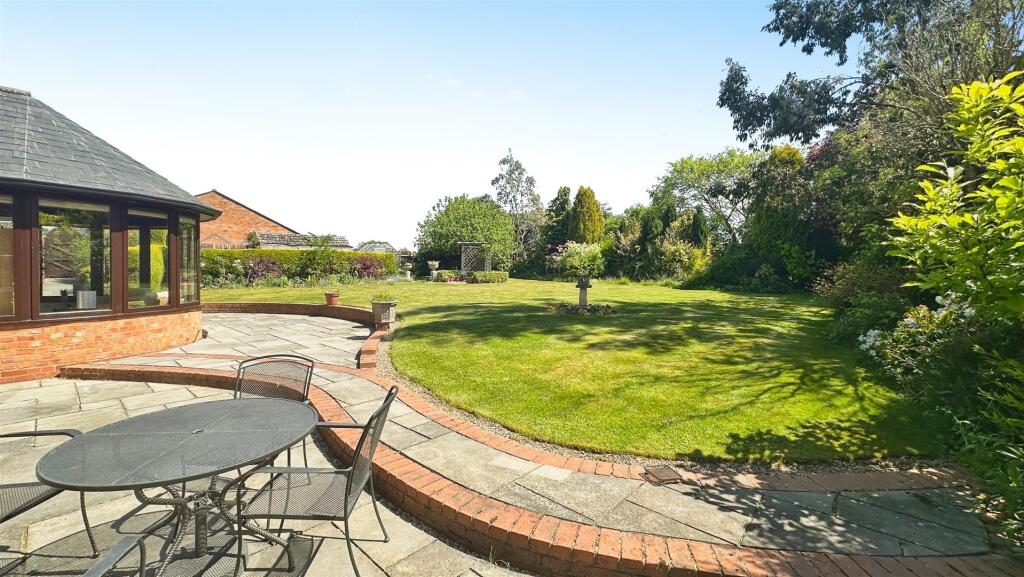 d9f2b08f--4570-AEA7-A9169B5D5F8D-40577-00000CE1E8E