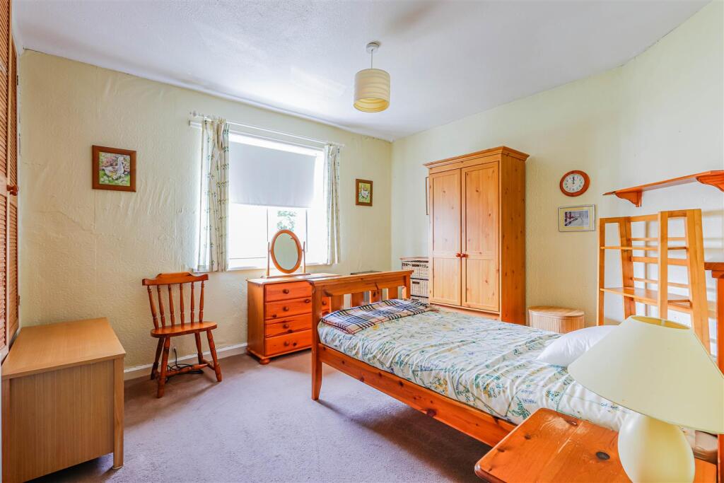 Caradoc Avenue_-12.jpg